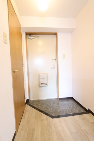 フレアの玄関