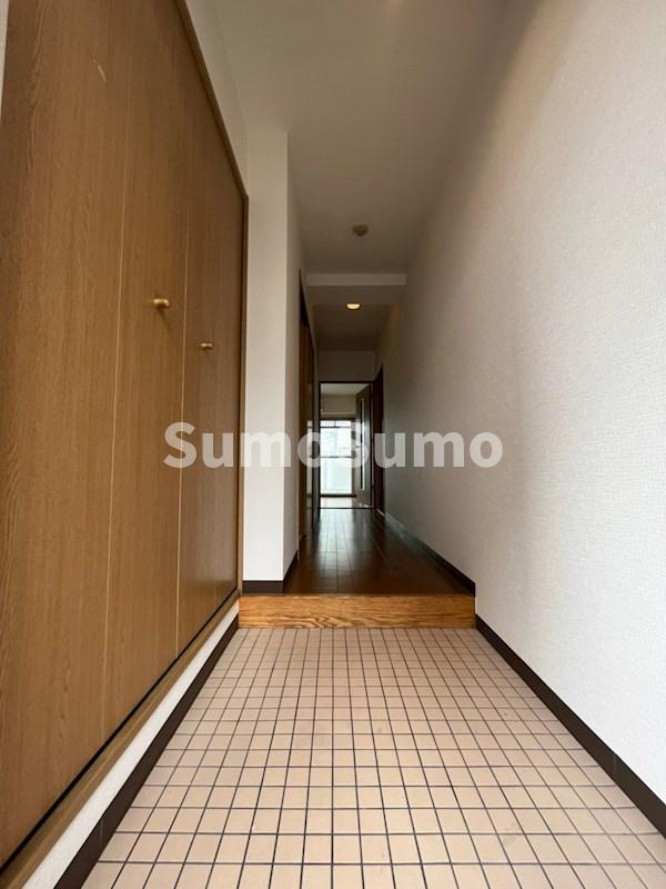 ジュエリー山手の玄関