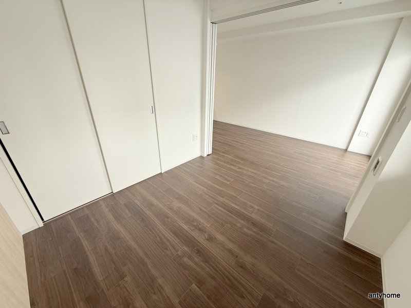 セレニテフラン新大阪　仲介手数料無料の寝室