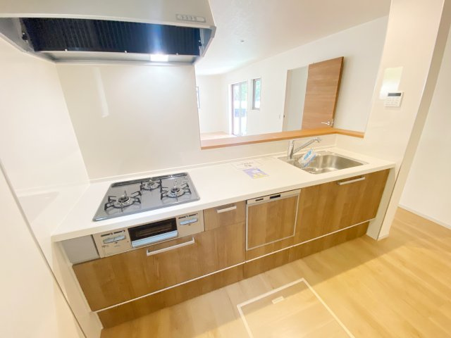 『八王子市新築戸建て』八王子市富士見町43-19【仲介手数料無料】　４期のキッチン|～仲介手数料無料☆八王子ひなた不動産～　八王子市富士見町　新築戸建て