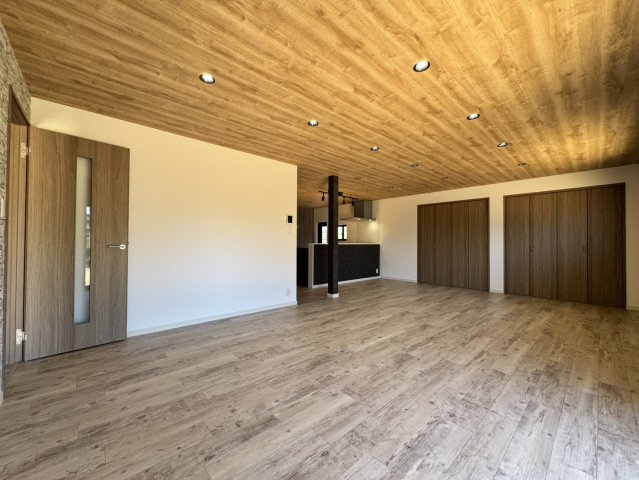 山川の居間・リビング