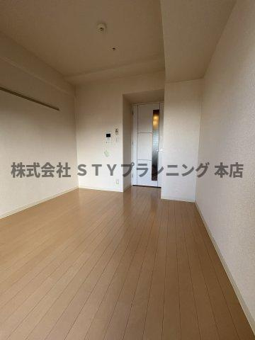 仲介手数料０円！プレサンス金山グリーンパークスの居間・リビング