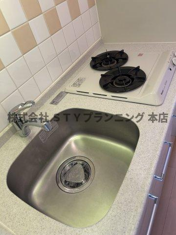 仲介手数料０円！プレサンス金山グリーンパークスのキッチン