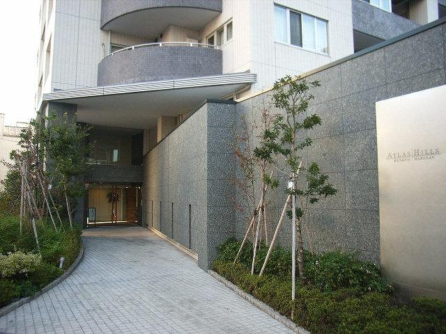 アトラスヒルズ文京白山のエントランス