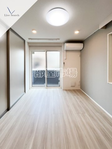 セレスティア千住元町の居間・リビング