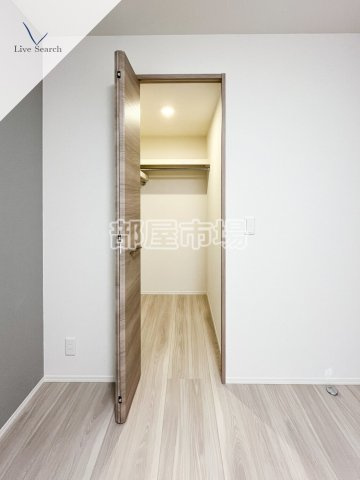 セレスティア千住元町の収納|ウォークインクローゼット