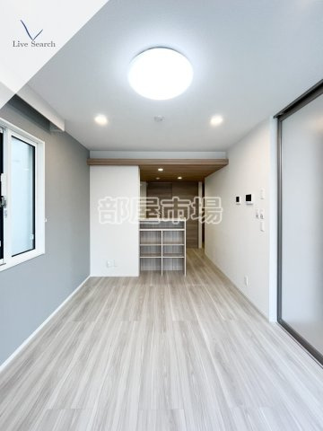 セレスティア千住元町の居間・リビング