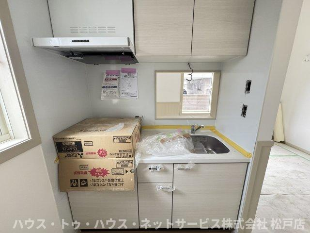 松戸市稔台１丁目のアパートのキッチン