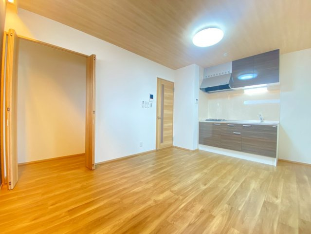 エスポアール正雀本町の居間・リビング