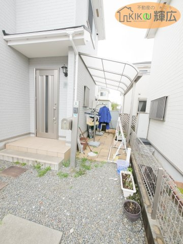 明石市大久保町西島　中古戸建のバルコニー