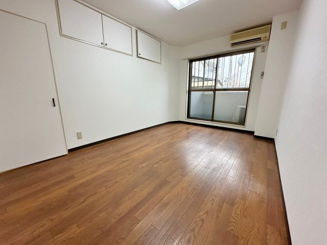 セレスティアル東三国の寝室