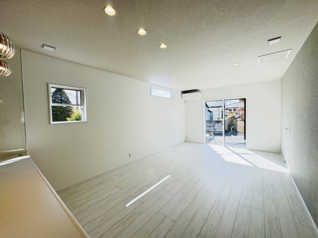 新築　高崎市上中居町　1号棟の居間・リビング|現地写真