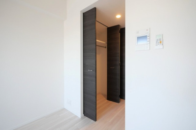 【収納】 | ファーストフィオーレ大阪城イースト | たっぷりとした収納スペースです