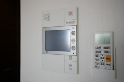 【セキュリティ】 | ファーストフィオーレ大阪城イースト | モニター付きインターホンです