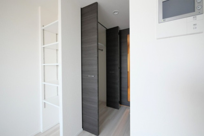 【収納】 | ファーストフィオーレ大阪城イースト | たっぷりとした収納スペースです