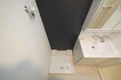 【設備】 | ファーストフィオーレ大阪城イースト | 洗濯機置き場です