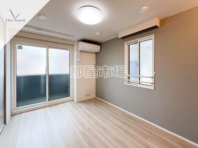 セレスティア千住元町の居間・リビング