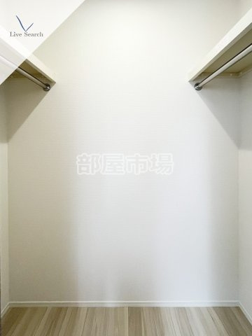 セレスティア千住元町の収納|ウォークインクローゼット