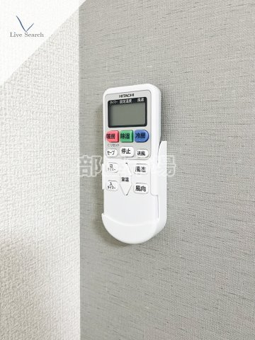 セレスティア千住元町の設備|エアコンリモコン