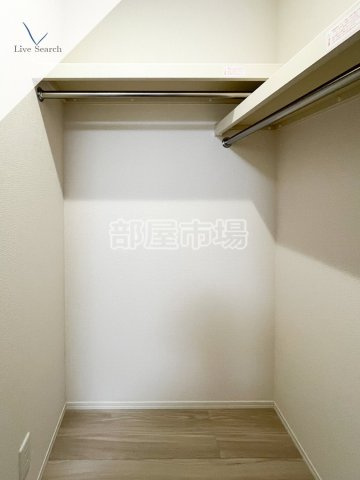 セレスティア千住元町の収納|ウォークインクローゼット