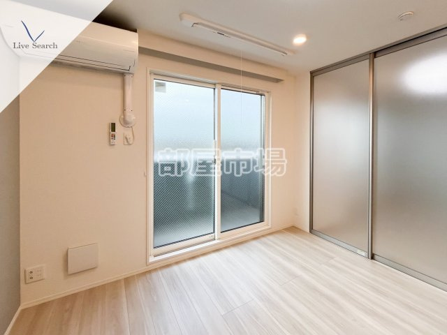 セレスティア千住元町の居間・リビング