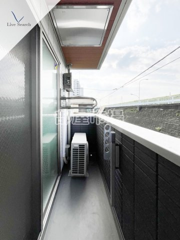 セレスティア千住元町のバルコニー