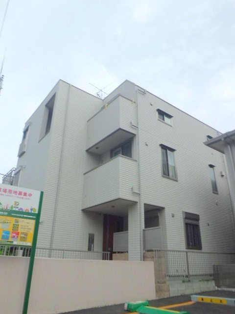 ＳＴＡＲ ＦＩＥＬＤ ＡＮＮＥＸの周辺
