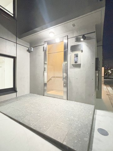 「防音マンション」ルヴェデュソレイユのエントランス|毎日通るエントランスはこのようになっています