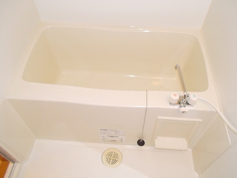 ユーミーセンターコム KMの浴室