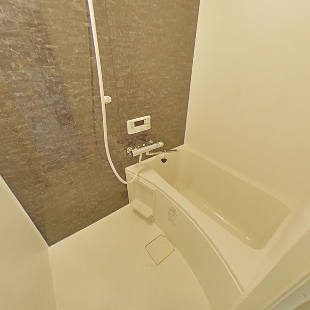 岐阜市北一色８丁目のアパートの浴室