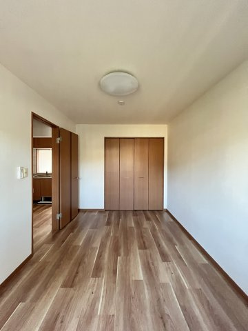 ピオニーの洋室