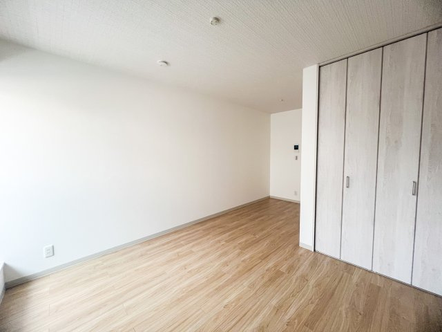 クローバー・シエル長居公園の洋室