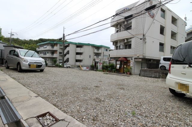 アンピエスぜんの駐車場