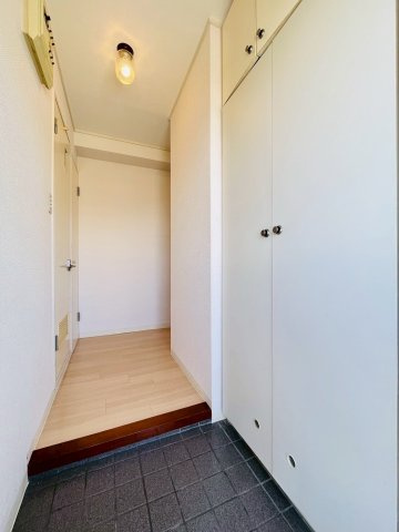 エルベ千鳥が丘の玄関