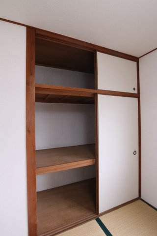 大塚マンションの収納