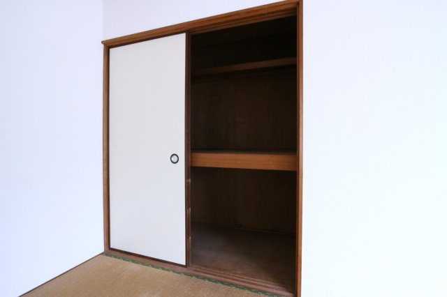 ハイツ千代が丘の収納