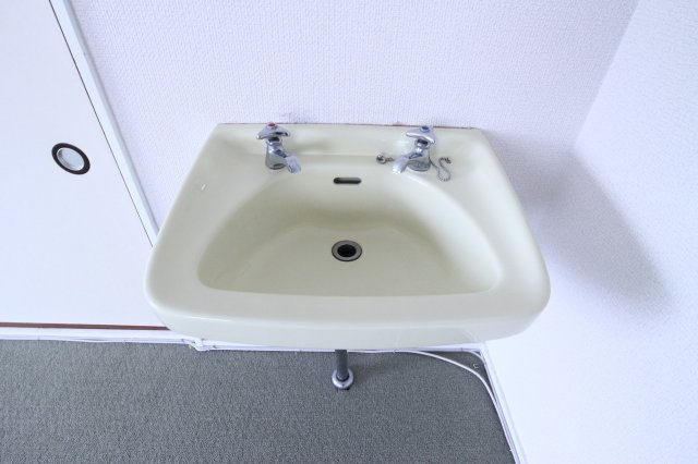 ハイツ千代が丘の洗面所