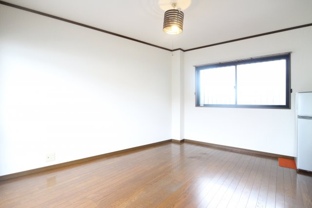 サンウィング神陽の寝室|※同建物別部屋の参考写真です。