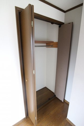 サンウィング神陽の収納|※同建物別部屋の参考写真です。