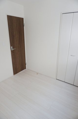 【洋室】 | リーブルファイン小山駅東通り | 北