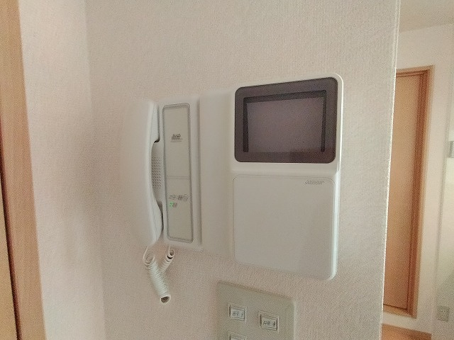 神戸市北区山田町下谷上字六地蔵のアパートのセキュリティ|TV付インターフォン