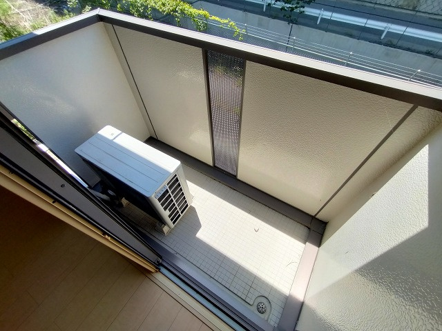 神戸市北区山田町下谷上字六地蔵のアパートのバルコニー|バルコニー