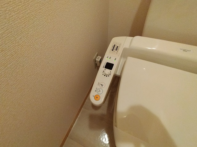 神戸市北区山田町下谷上字六地蔵のアパート