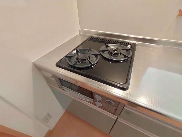 神戸市北区山田町下谷上字六地蔵のアパート