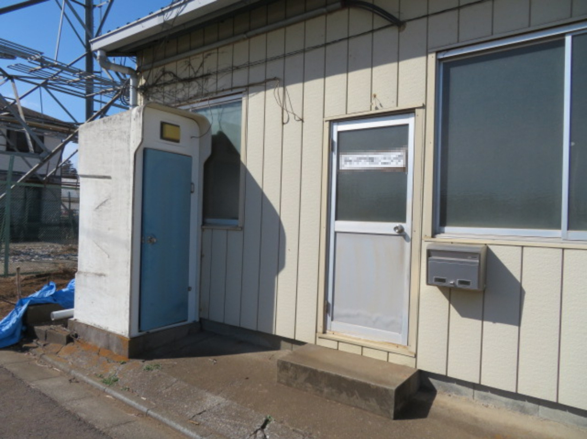 入間郡三芳町大字北永井の倉庫の外観