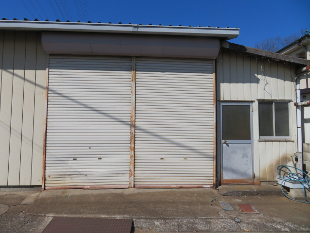 入間郡三芳町大字北永井の倉庫の外観