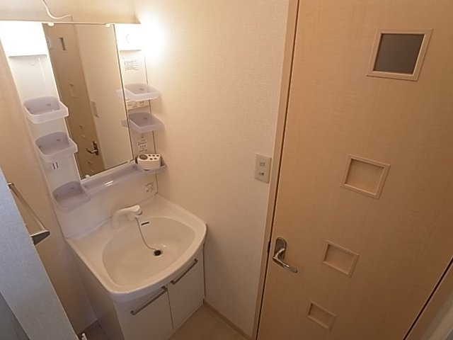 神戸市長田区松野通２丁目のアパートの洗面所|シャンプードレッサー