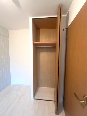 ◆リフォーム済みの美室◆広々専用庭＆テラス付き３LDK◆ディオ・フェルティ丹波橋右芳館の収納|クローゼット