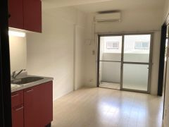 モントーレヒルズ悠の居間・リビング|広いリビング★