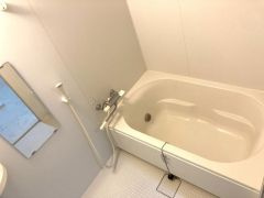 モントーレヒルズ悠の浴室|綺麗なお風呂です♪